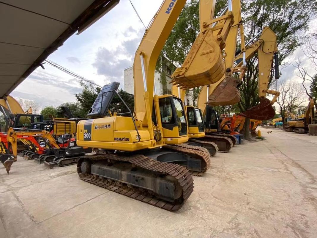 Gebruikte komatsu pc200-7 pc200-7 crawler graafmachine 20 ton graafmachine op voorraad te koop