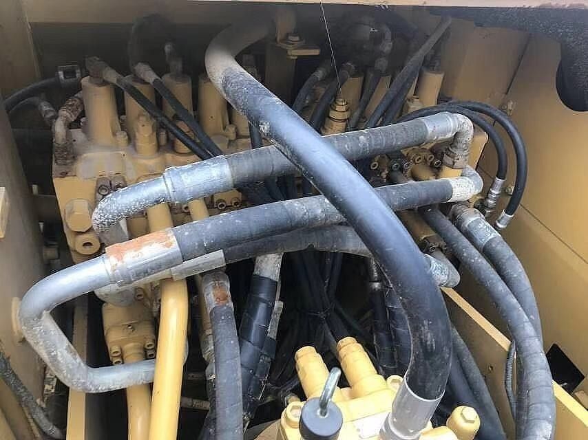 Gebruikte graafmachines CAT323 te koop in goede staat, goede prijs gebruikte graafmachines