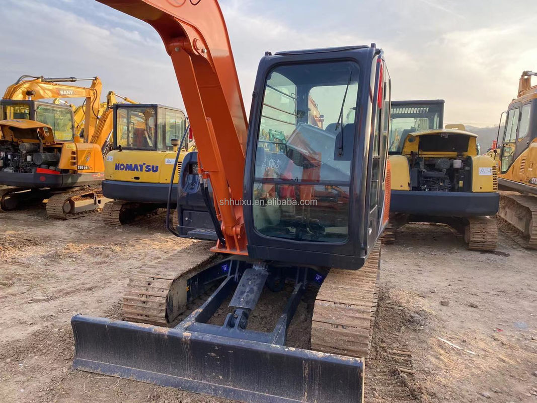 Hitachi in voorraad gebruikte Hitachi mini graafmachine zx60 Japan jaar 2019/tweedehands Kleine Crawler Graafmachine in goede staat HITACHI 60