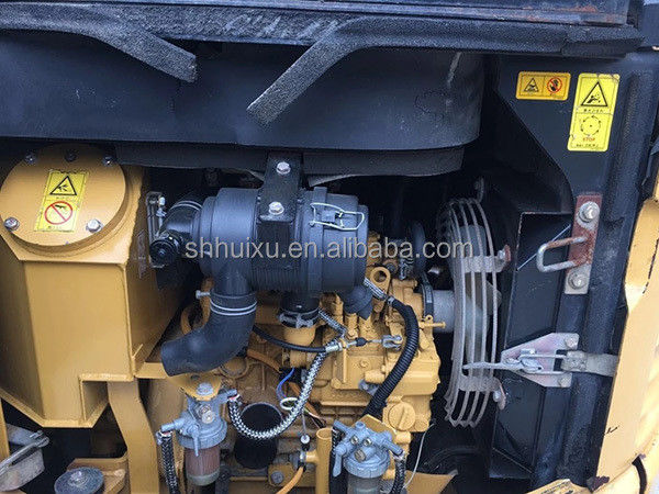 Goede kwaliteit Tweedehands kleine kruipergraver CAT302 Gebruikte hydraulische mini-graver rupsmachine rups op voorraad