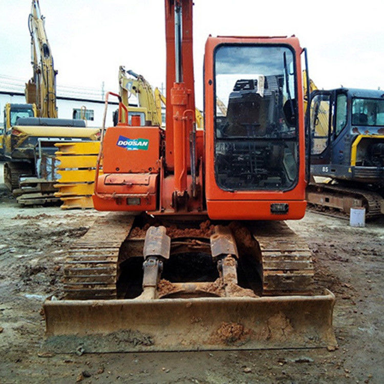 Tweedehands 8 ton doosan DX80 graafmachine Gebruikt 80 model mini project duty DX80 te koop