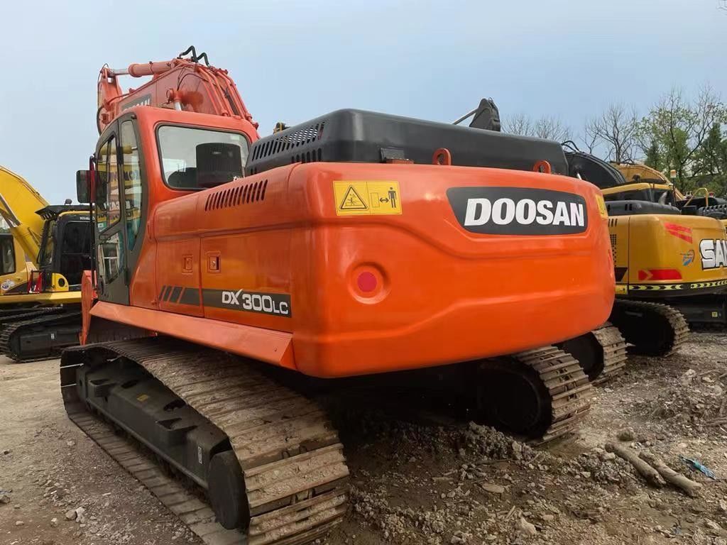 Doosan graafmachine DX300LC, Doosan DX300 DH300, Doosan DX300 Japan graafmachine te koop