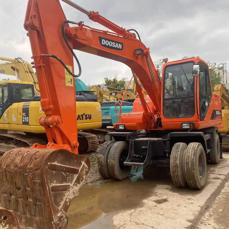 Doosan Warm verkoop Warm verkoop Tweedehands Doosan DH150 W-7 Gebruikte graafmachine in goede staat Wielgraafmachine.