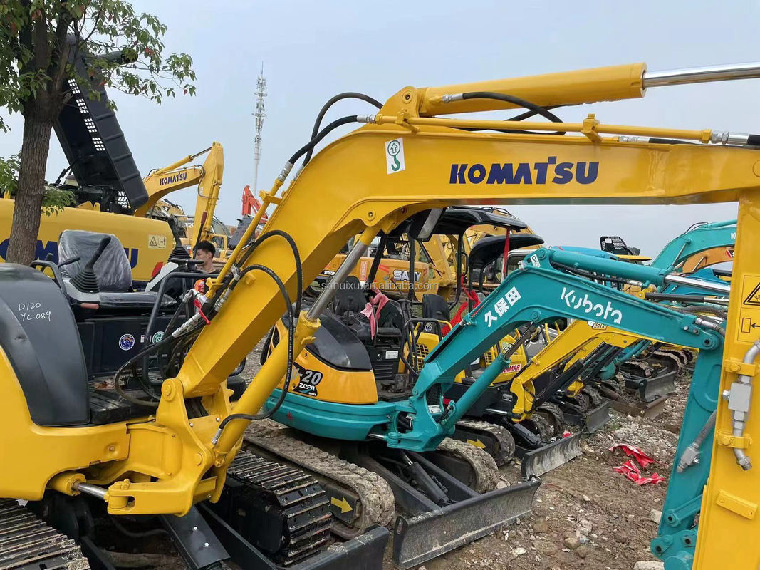 Gebruikte hydraulische graafmachine komatsu30, tweedehands graafmachine KOMATSU30 goede kwaliteit met goedkope prijs te koop