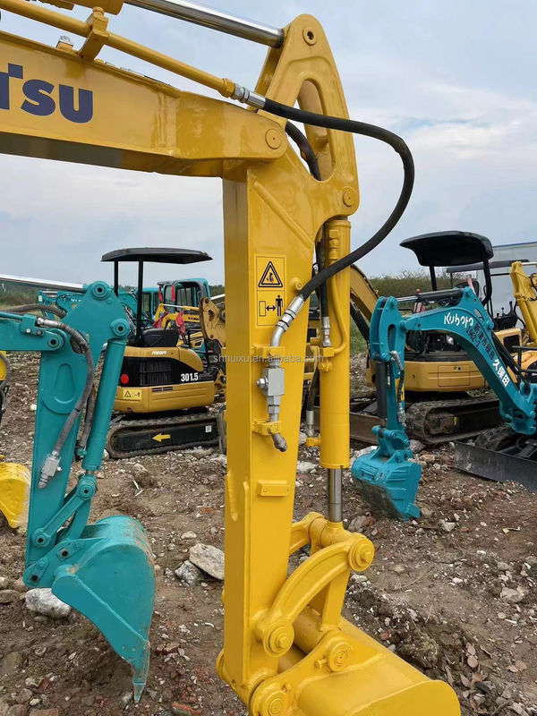Gebruikte hydraulische graafmachine komatsu30, tweedehands graafmachine KOMATSU30 goede kwaliteit met goedkope prijs te koop