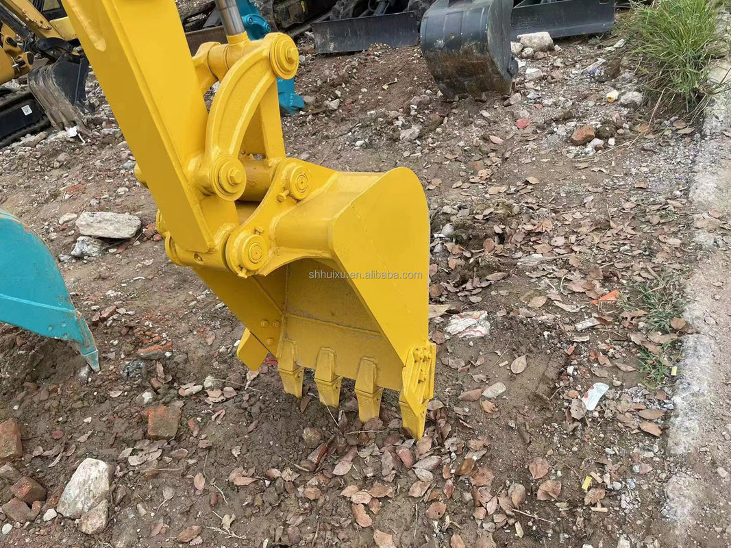 Gebruikte hydraulische graafmachine komatsu30, tweedehands graafmachine KOMATSU30 goede kwaliteit met goedkope prijs te koop
