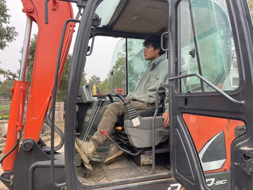 Doosan Warm verkoop Goed verkocht Gebruikte graafmachine Doosan DX60W wielgraafmachine