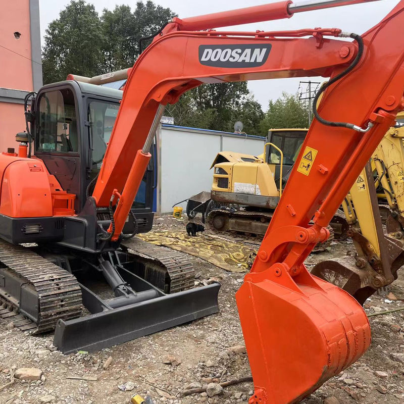 Gebruikte hydraulische graafmachine Doosan DH60-7 kleine graver graafmachine gebruikte goedkope tweedehands machine gebruikte verkoop