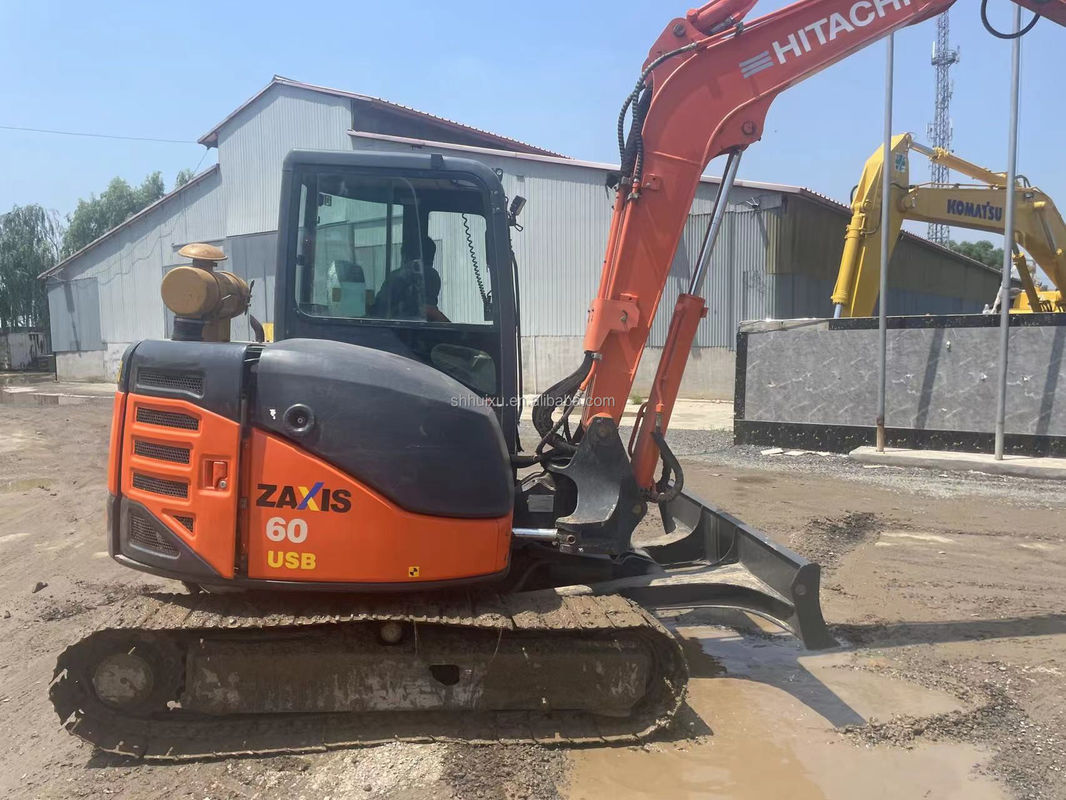 Hitachi in voorraad gebruikte Hitachi mini graafmachine zx60 Japan 2000 /Gebruikte mini graafmachine Hitachi ZX60 Goedkope prijs