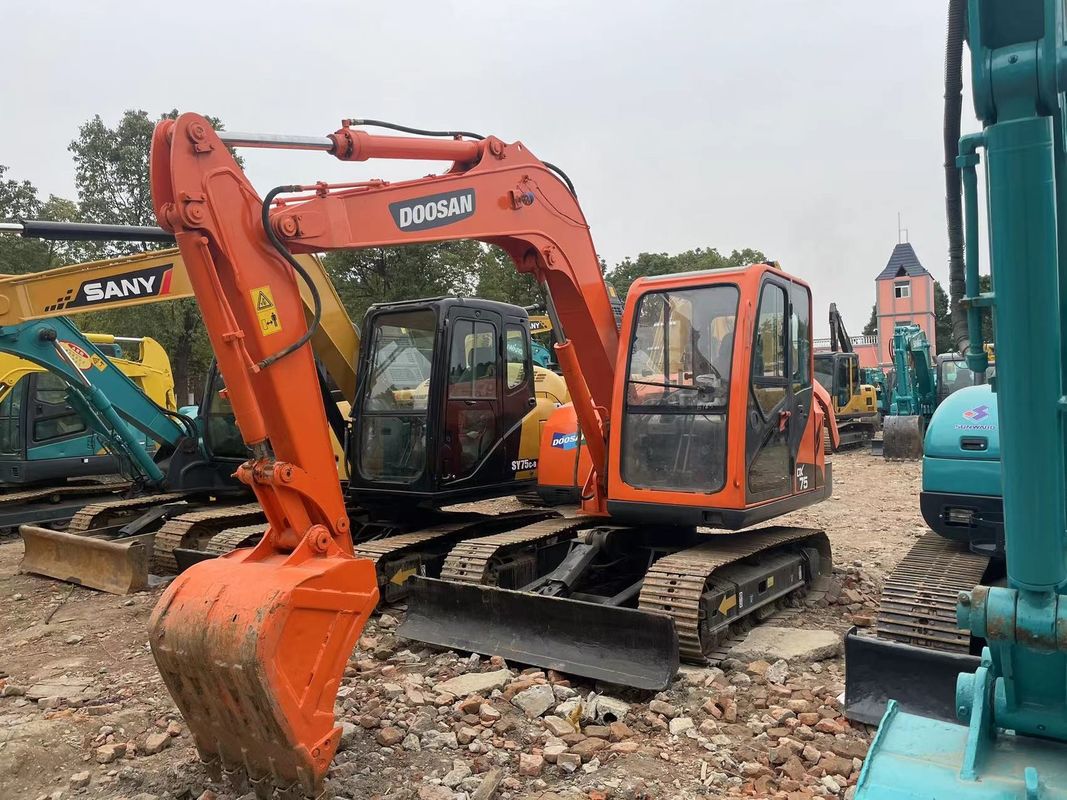 Goede prestaties graafmachine Doosan DX75 kleine graver gebruikte machines 6 ton graaf verkoop voor mini de beste graafmachine