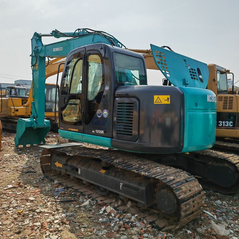 Gebruikte graafmachine kobelco 135 / originele kleur