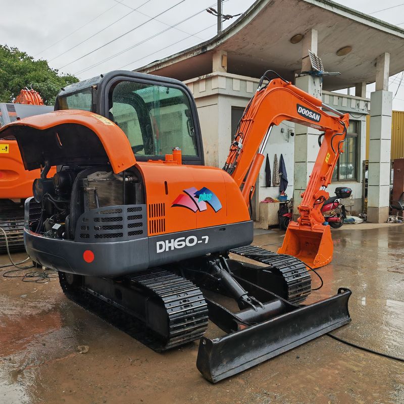 crawler graafmachine gebruikt doosan dh60/tweedehands doosan graafmachine gebruikt doosan dh60 te koop