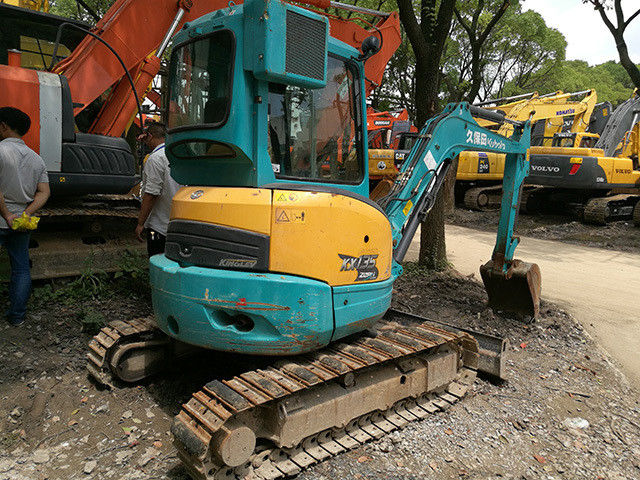 Tweedehands Kubota35 graafmachine uit Korea te koop.
