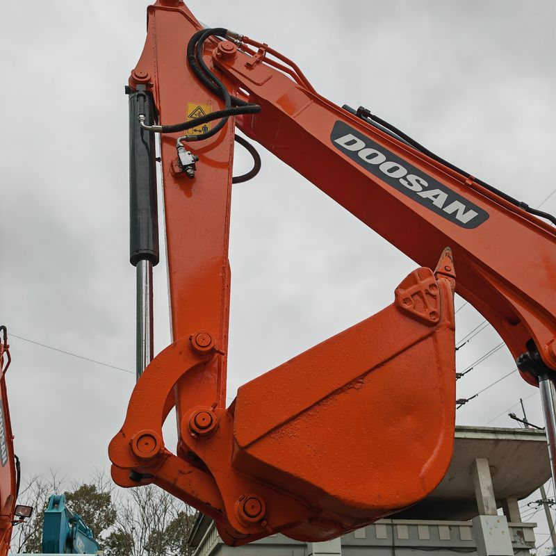 5.5 ton Mini Gebruikte Doosan Dx55 Gebruikte graafmachine 0,75m3 Emmercapaciteit