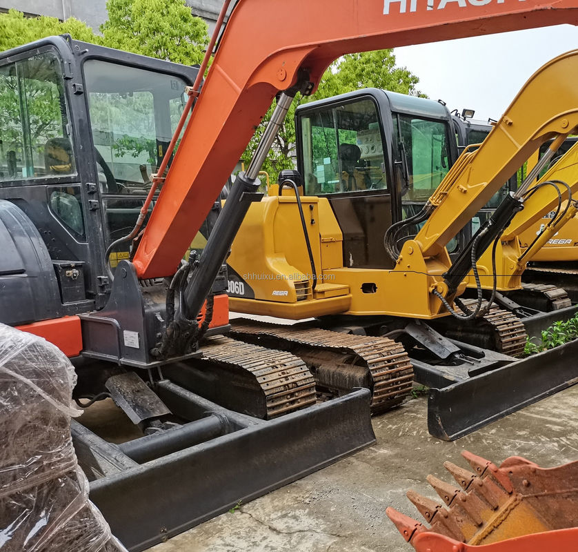 Hitachi in voorraad Uitstekende kwaliteit Hitachi ZX55U Tweedehands hydraulische kruipergraver/gebruikte minigraver Hitachi ZX55U Goedkope prijs