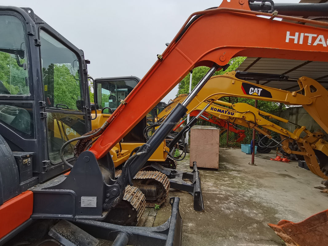 Hitachi in voorraad Uitstekende kwaliteit Hitachi ZX55U Tweedehands hydraulische kruipergraver/gebruikte minigraver Hitachi ZX55U Goedkope prijs