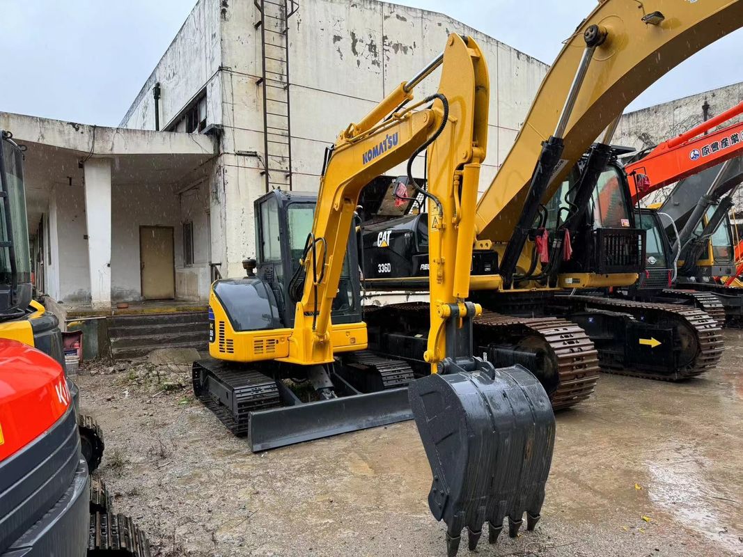 100%Japanse gebruikte graafmachines Komatsu PC55 PC30 PC130 PC200/ tweedehands graafmachine in lage prijs