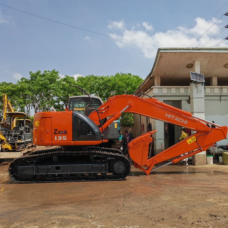 Hitachi in voorraad 90% tweedehands Hitachi zx135/gebruikte graafmachine Hitachi zx135 te koop