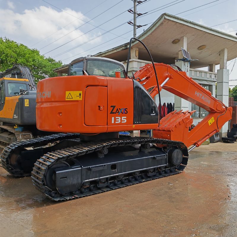 Hitachi in voorraad 90% tweedehands Hitachi zx135/gebruikte graafmachine Hitachi zx135 te koop