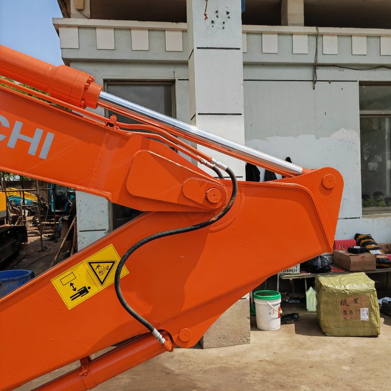 Hitachi in voorraad 90% tweedehands Hitachi zx135/gebruikte graafmachine Hitachi zx135 te koop