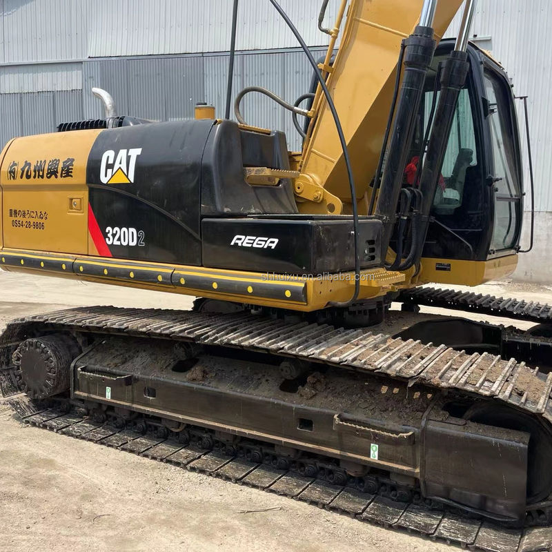 Gebruikte graafmachine kat rups 320D.
