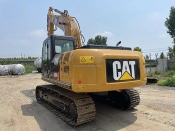 Gebruikte graafmachine kat rups 320D.