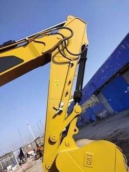 Gebruikte graafmachine kat rups 320D.