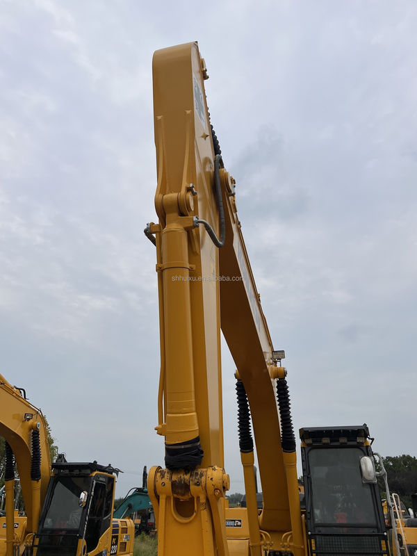 KOMATSU 240-8LC tweedehands graafmachine in goede staat 24000KG bouwmaterialen winkels