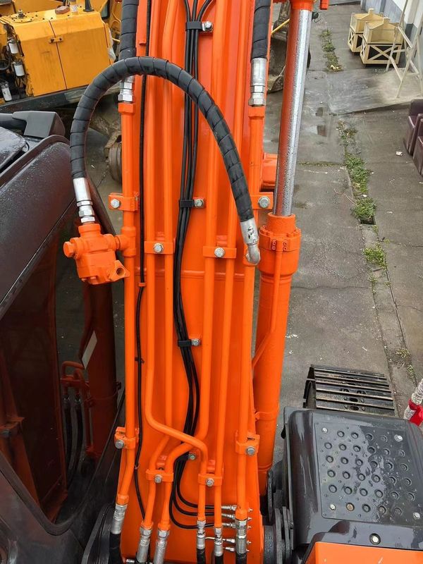 12.5 ton Originele gebruikte Hitachi-graafmachine Zx130 Gebruikte hydraulische kruipgraafmachine