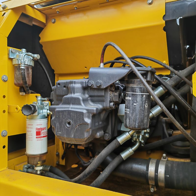 lage werktijden beste prijs tweedehands graafmachine komatsu pc220-8 te koop