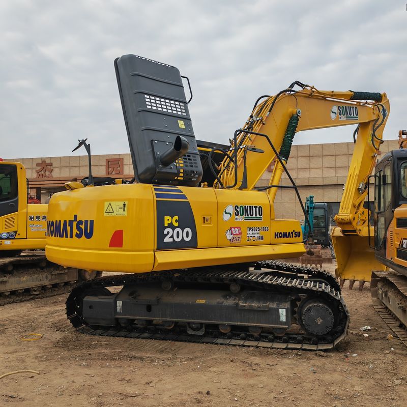 Gebruikte graafmachine in voorraad KOMATSU PC200-8/OORIGINALE LAKTE SECOND HAND KOMATSU PC200-8 te koop tegen een lage prijs