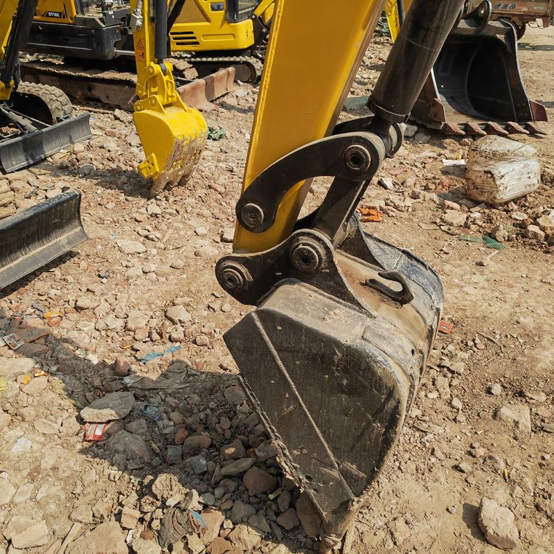 Gebruikte graafmachine mini cat 303/tweedehands originele motor cat 303 met goedkope prijs te koop