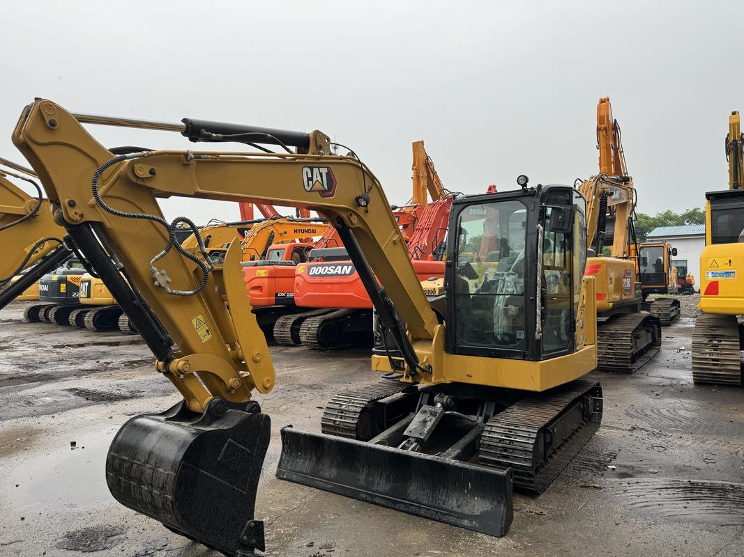 Gebruikte graafmachines CAT 306 bouwmachines tweedehands graafmachines graafmachine rups CAT 306 kwaliteitsborging voor verkoop
