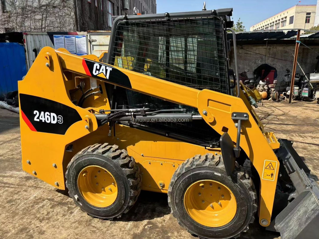 gebruikte glijmachine CAT 246D3 Caterpillar wielgraafmachine Japan originele wielgraafmachines