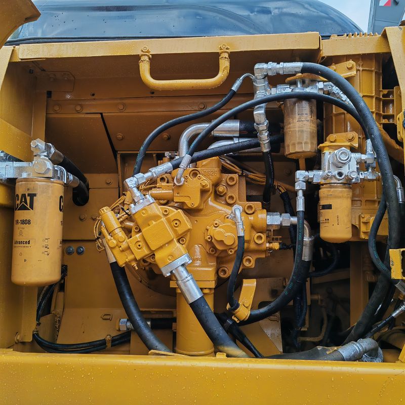 Geel kleur hoog graafvermogen gebruikt cat336d / tweedehands graafmachine cat336d te koop