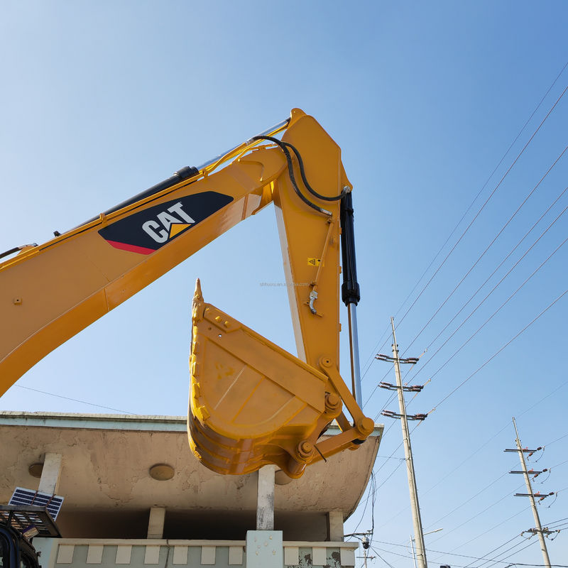 20 ton gebruikte graafmachine cat320d/tweedehands hoogwaardige kruipende graafmachine cat320d met korte werktijden te koop
